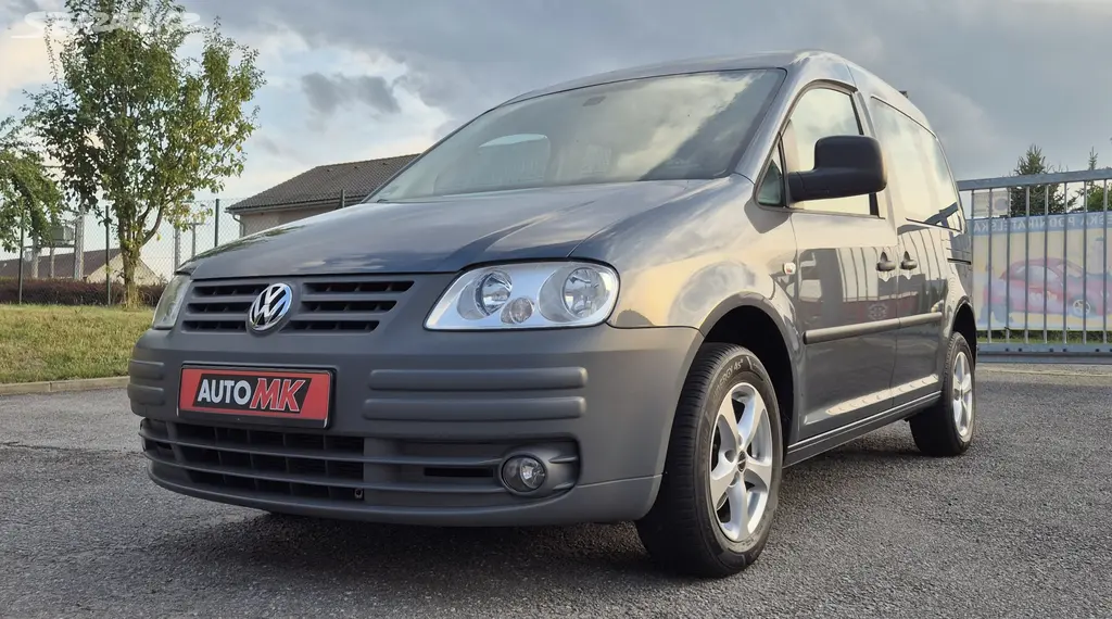 Volkswagen Caddy 1.4 16V 59 KW 2maj serv kniha